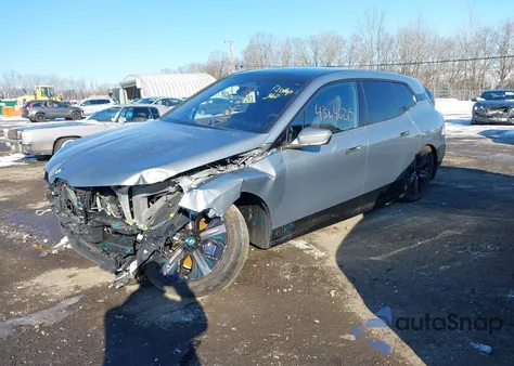 2024 BMW Ix M60 z USA, uszkodzony, nr VIN WB533CF03RCP66728